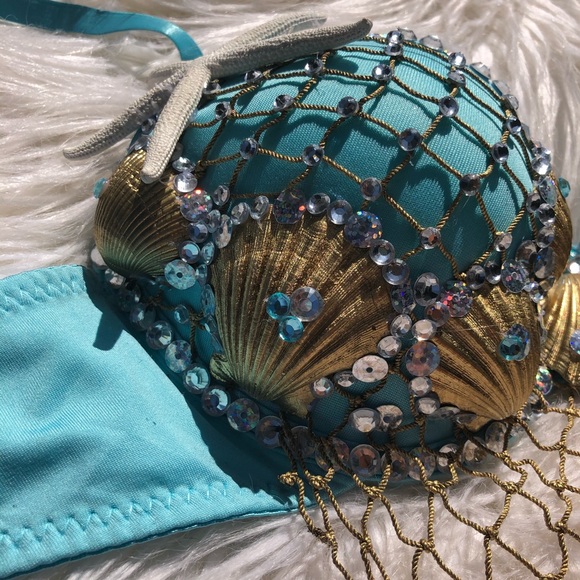 Custom made mermaid seashell bra - Picture 7 of 9